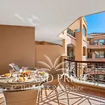Stunning Seaside In Heated Pool Complex En411 아파트