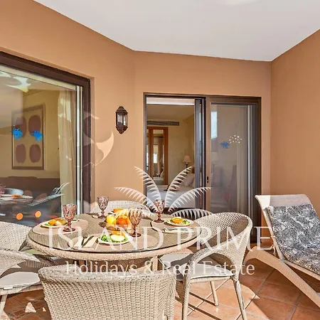 Stunning Seaside In Heated Pool Complex En411 * San Miguel de Abona